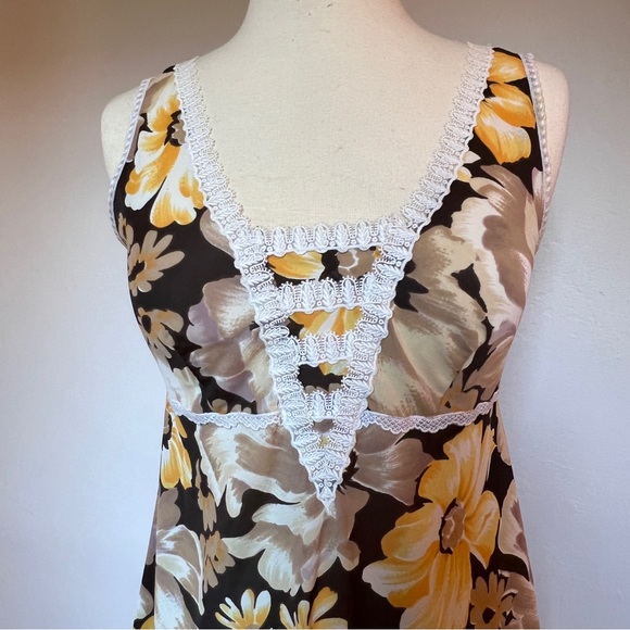 Rare find Vintage Italy 60s-70s(?)ANIC NIVION Nightdress/ Minidress. - Picture 8 of 9